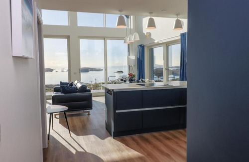 Harris House | 8B Carrigreich