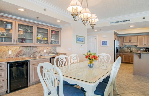 Orange Beach Condo | 8th Floor 3BR Condo! Pet Friendly! Lazy River!