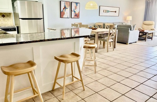Orange Beach East Condo | 8th Floor Condo With Fabulous Views And Steps Away From Flora-Bama!