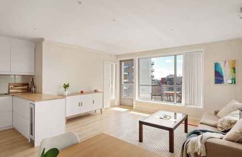Majorstua Condo | 8th Floor Lux l Balcony l Bathtub l 24/7 Check-In