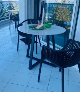Miami Apartment | 8th Floor Ocean View Apartment