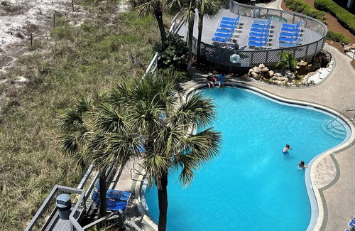 Panama City Beach Condo | 8th floor Tower III Edgewater Beach Resort, the only full service resort in P.C.
