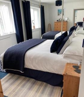 Freshwater House | 9 Afton Barns