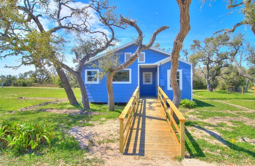 Rockport House | 9 bedroom/6 bath, sleeps 30 with a private fishing pier with huge trout!