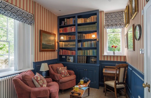 Shrewton Cottage | 9 bedroom accommodation in Shrewton, near Salisbury