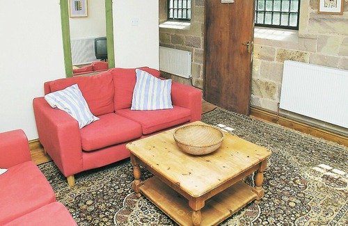 Belper Cottage | 9 bedroom accommodation in Blackbrook, near Belper