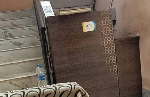 Sector V House | 9-bedroom building in fabulous Kolkata with WiFi, fitness room, AC