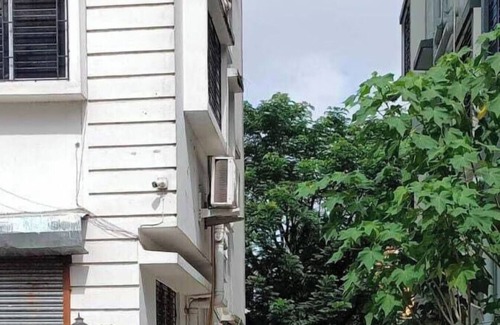 Sector V House | 9-bedroom building in fabulous Kolkata with WiFi, fitness room, AC