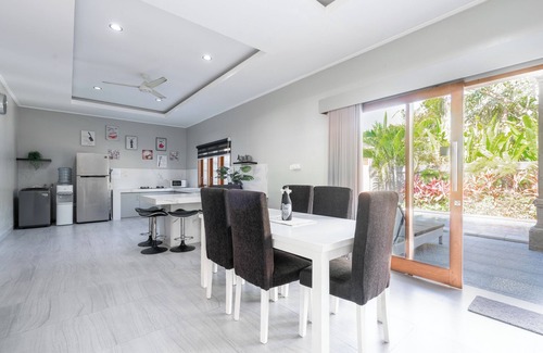 Downtown Kuta Villa | 9 Bedroom villas in Central Legian