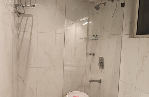 Gomti Nagar Apartment | 9 Bedrooms 9 Bathrooms 1Pool Charming studio with terrace overloking the Lucknow