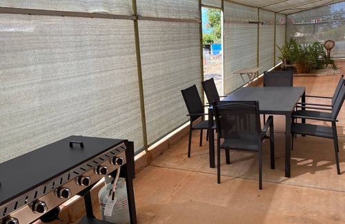 Exmouth House | 9 Carr Way - Pet Friendly with Wifi