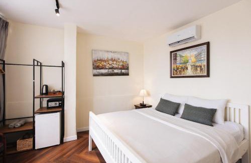 Ben Thanh Hostel | 9 Hostel and Suites