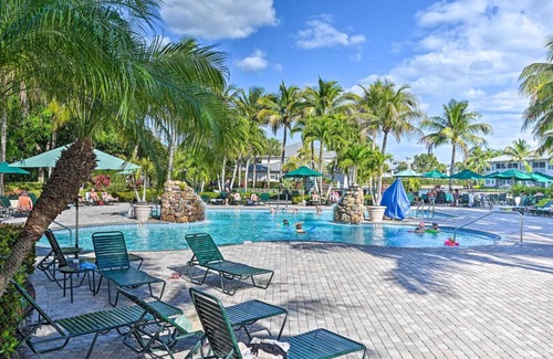 Naples Apartment | 9 Mi to Beach Naples Golf Getaway with Pool Access!