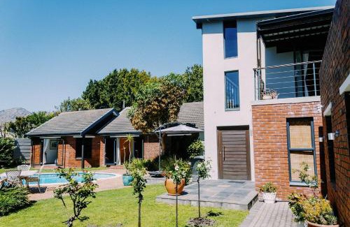 Tokai House | 9 Windsor House
