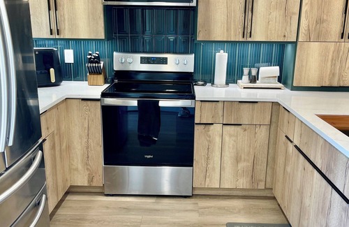 Pass-a-Grille Apartment | 90 DAY MINIMUM Pass A Grille Condo 2 Bedroom 2 Bath in St. Pete Beach