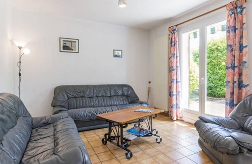 Chevigny-Saint-Sauveur Cottage | 90 m² Cabin ∙ 3 bedrooms ∙ 6 guests