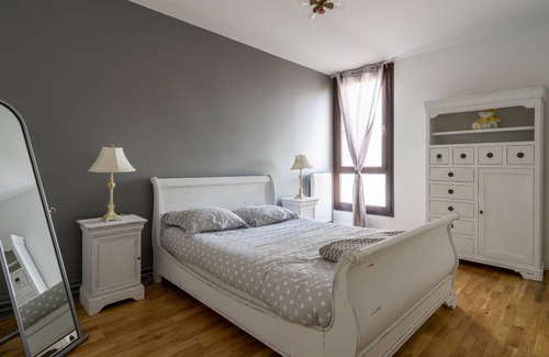 Champs-sur-Marne Apartment | 90 m² Apartment ∙ 2 bedrooms ∙ 4 guests