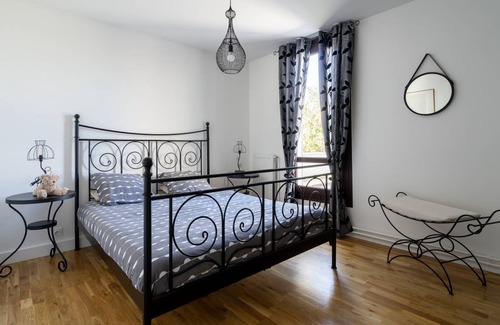Champs-sur-Marne Apartment | 90 m² Apartment ∙ 2 bedrooms ∙ 4 guests