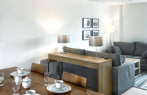 Castle Apartment | 90 m² Apartment ∙ 2 bedrooms ∙ 4 guests