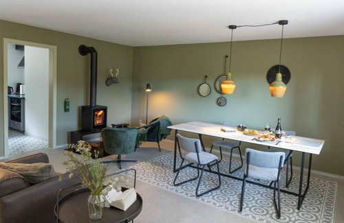 Ebertsbronn Apartment | 90 m² Apartment ∙ 2 bedrooms ∙ 4 guests