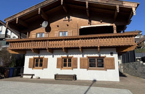 Hausen Apartment | 90 m² Apartment ∙ 3 bedrooms ∙ 7 guests