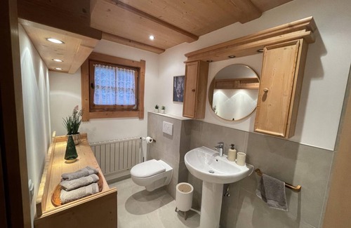 Hausen Apartment | 90 m² Apartment ∙ 3 bedrooms ∙ 7 guests
