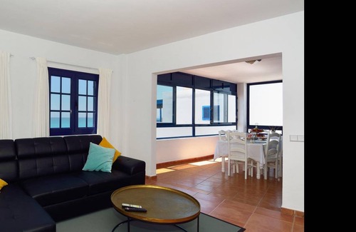 Playa Blanca Apartment | 90 m² Apartment ∙ 2 bedrooms ∙ 4 guests