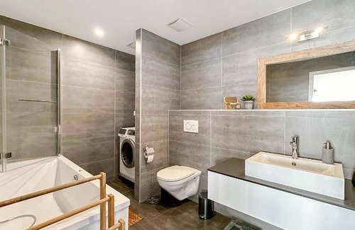 Martigny Apartment | 90 m² Apartment ∙ 1 bedroom ∙ 3 guests