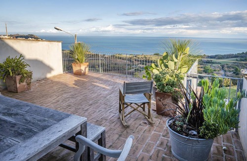 Poggio Apartment | 90 m² Apartment ∙ 2 bedrooms ∙ 4 guests