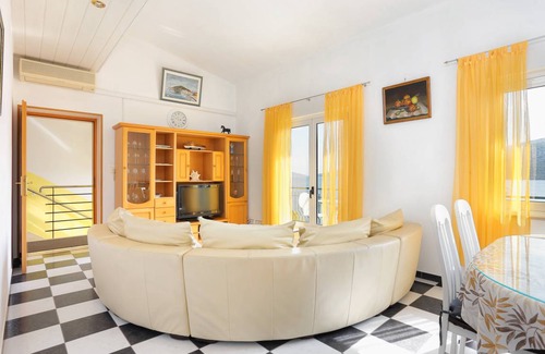 Poljica Apartment | 90 m² Apartment ∙ 3 bedrooms ∙ 7 guests