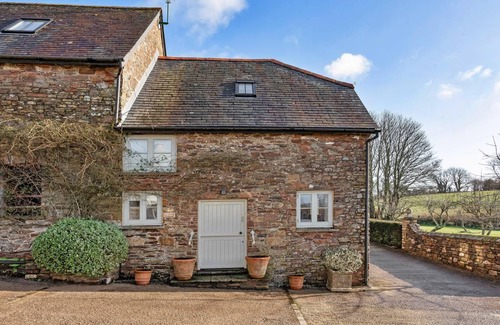 Newton Ferrers Cottage | 90 m² Cabin ∙ 1 bedroom ∙ 2 guests