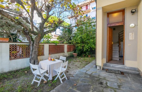 Forte dei Marmi Ski Chalet | 90 m² Chalet ∙ 2 bedrooms ∙ 5 guests