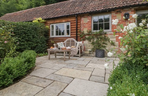 West Knoyle Cottage | 90 m² Cottage ∙ 1 bedroom ∙ 2 guests