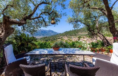 Fornalutx House | 90 m² Finca ∙ 2 bedrooms ∙ 4 guests