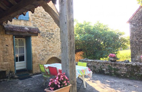 Paunat House | 90 m² Gîte ∙ 2 bedrooms ∙ 4 guests