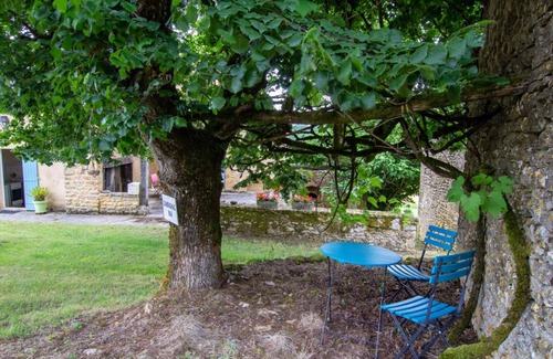 Paunat House | 90 m² Gîte ∙ 2 bedrooms ∙ 4 guests