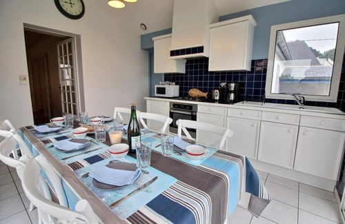 Loguivy House | 90 m² Gîte ∙ 3 bedrooms ∙ 6 guests