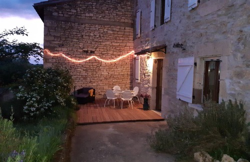Livers-Cazelles House | 90 m² Gîte ∙ 2 bedrooms ∙ 5 guests