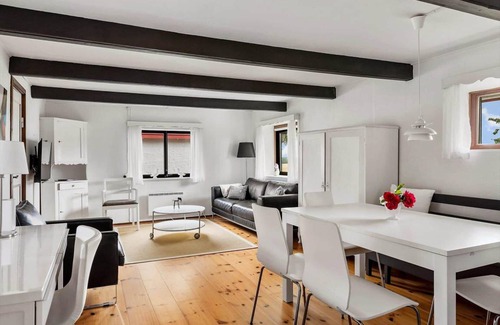 Lervik House | 90 m² House ∙ 3 bedrooms ∙ 4 guests