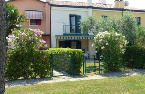 Aprilia Marittima House | 90 m² House ∙ 2 bedrooms ∙ 4 guests