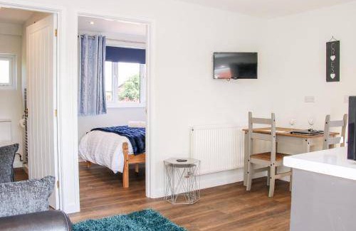 Four Crosses House | 90 m² House ∙ 1 bedroom ∙ 4 guests