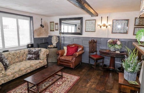 Tewkesbury House | 90 m² House ∙ 1 bedroom ∙ 2 guests