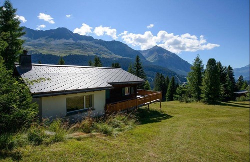 Valbella House | 90 m² House ∙ 2 bedrooms ∙ 5 guests