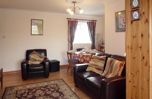 Louisburgh House | 90 m² House ∙ 2 bedrooms ∙ 4 guests