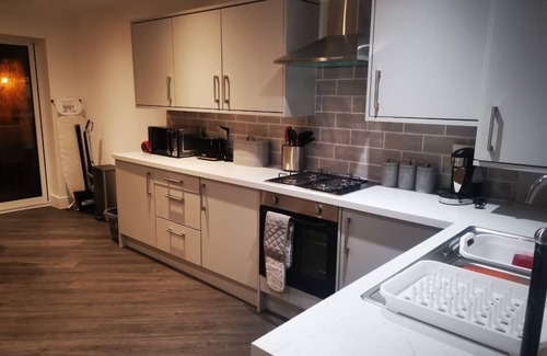 Ridgeway House | 90 m² House ∙ 2 bedrooms ∙ 4 guests