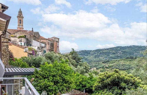 Civezza House | 90 m² House ∙ 2 bedrooms ∙ 4 guests