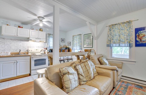 Danbury House | 90 m² House ∙ 2 bedrooms ∙ 4 guests