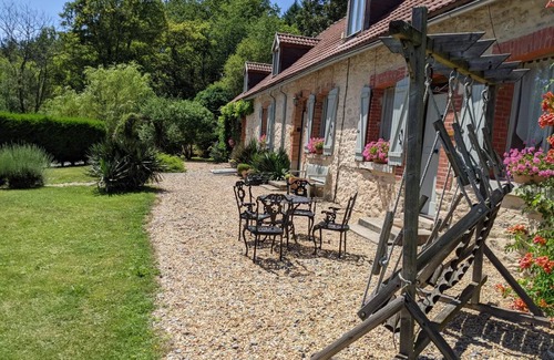 Cromac House | 90 m² House ∙ 2 bedrooms ∙ 4 guests