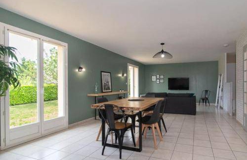 Blaye House | 90 m² House ∙ 2 bedrooms ∙ 6 guests
