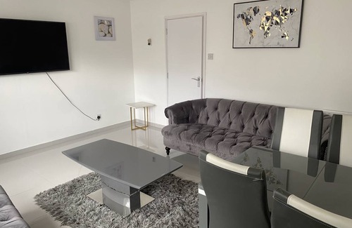 Glyndon House | 90 m² House ∙ 3 bedrooms ∙ 5 guests